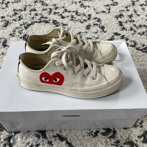 Comme des garçon CDG play converse